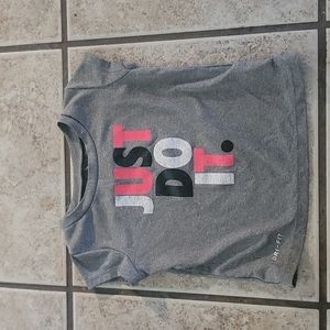 Girls nike shirt